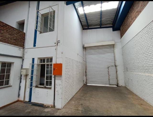 INDUSTRIAL PROPERTY TO RENT IN HALFWAY HOUSE